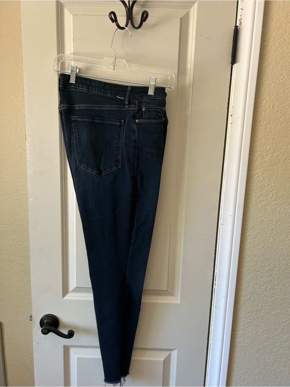 MOTHER Women's Skinny Jeans in Dark Blue Denim The Looker Ankle